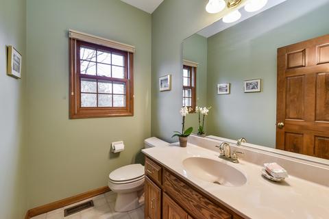 1344 Ada Ln, Naperville, IL 60540 photo 11