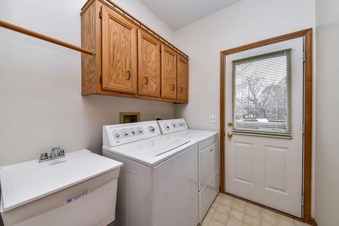 1344 Ada Ln, Naperville, IL 60540 photo 12