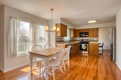 1609 Hartley Dr, Algonquin, IL 60102 photo 6