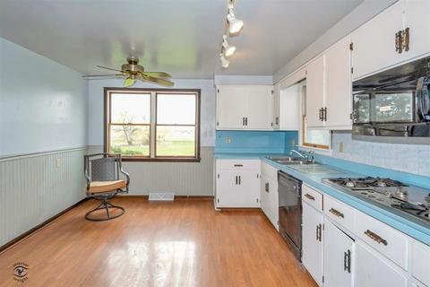 1816 W Eagle Lake Rd, Beecher, IL 60401 photo 15