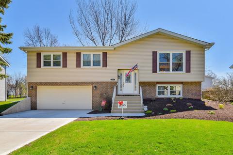 1905 Cheshire Ln, Wheaton, IL 60189 photo 1