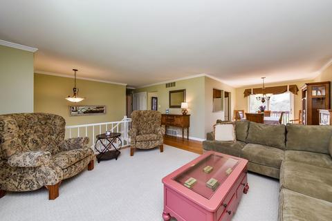 1905 Cheshire Ln, Wheaton, IL 60189 photo 7