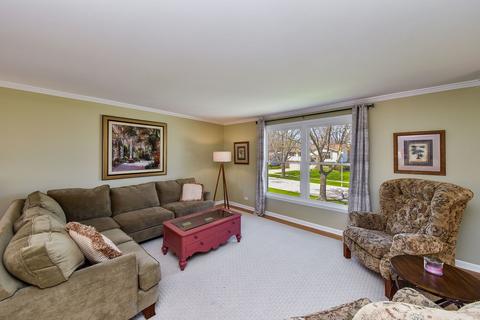 1905 Cheshire Ln, Wheaton, IL 60189 photo 5