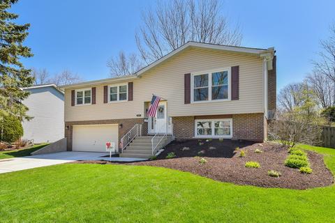 1905 Cheshire Ln, Wheaton, IL 60189 photo 2