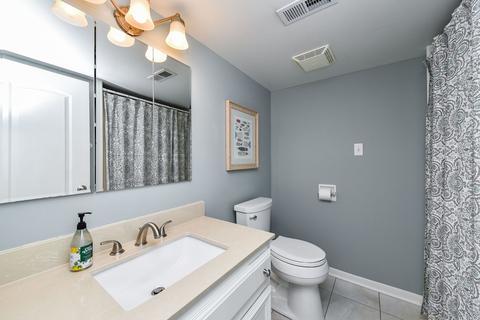 1905 Cheshire Ln, Wheaton, IL 60189 photo 21