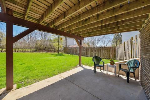 1905 Cheshire Ln, Wheaton, IL 60189 photo 23