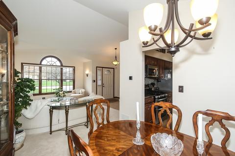 511 Ladysmith Rd, Bartlett, IL 60103 photo 9