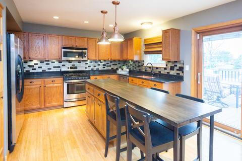 25326 S Plainview Dr, Channahon, IL 60410 photo 4