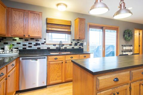 25326 S Plainview Dr, Channahon, IL 60410 photo 5