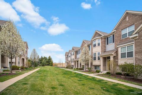 2873 Henley Ln, Naperville, IL 60540 photo 2