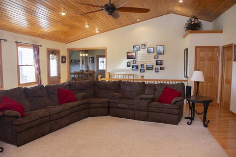 15890 Wayne Rd, Morrison, IL 61270 photo 26