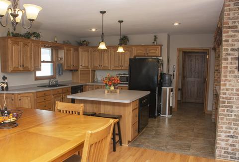 15890 Wayne Rd, Morrison, IL 61270 photo 15