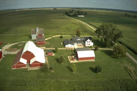 15890 Wayne Rd, Morrison, IL 61270 photo 3