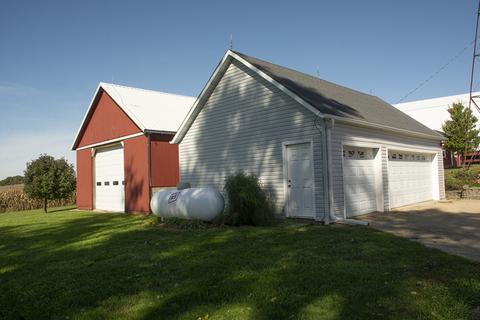 15890 Wayne Rd, Morrison, IL 61270 photo 7