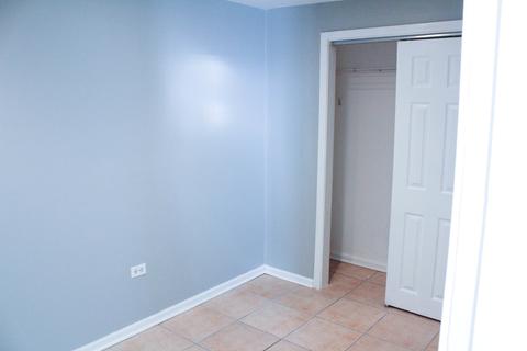 4625 S Langley Ave, Chicago, IL 60653 photo 8