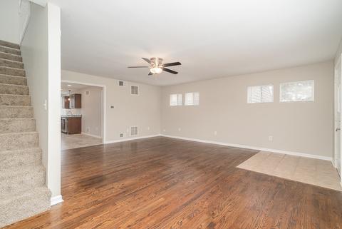 413 White Ave, Joliet, IL 60433 photo 6
