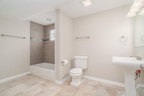 413 White Ave, Joliet, IL 60433 photo 16