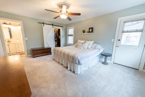 210 S Randall Rd, Aurora, IL 60506 photo 20