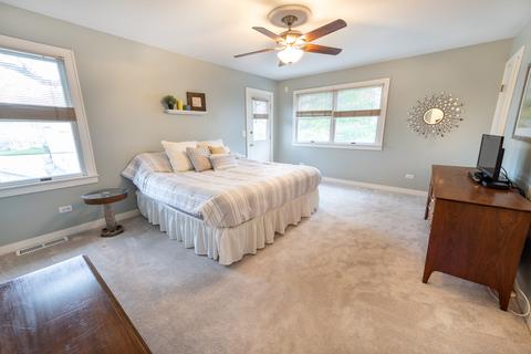 210 S Randall Rd, Aurora, IL 60506 photo 18