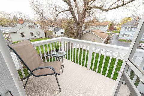 210 S Randall Rd, Aurora, IL 60506 photo 23