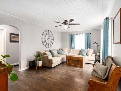110 E 6th St, Sandwich, IL 60548 photo 5