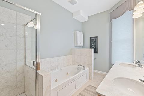 844 W Grace St #2, Chicago, IL 60613 photo 20