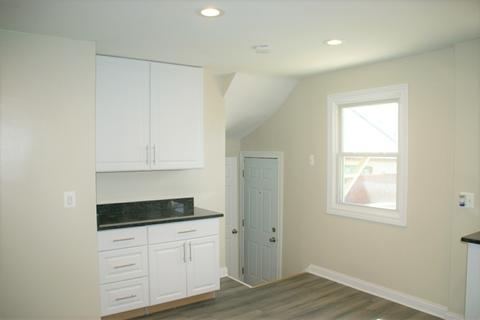 7938 S Trumbull Ave, Chicago, IL 60652 photo 6