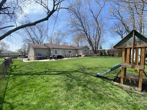 42 E Berkley Ln, Hoffman Estates, IL 60169 photo 19