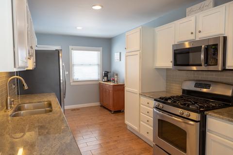 42 E Berkley Ln, Hoffman Estates, IL 60169 photo 7