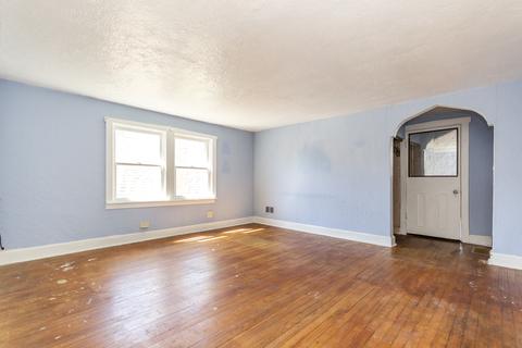 4329 N Mcvicker Ave, Chicago, IL 60634 photo 27