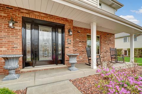 751 Downing St, New Lenox, IL 60451 photo 2