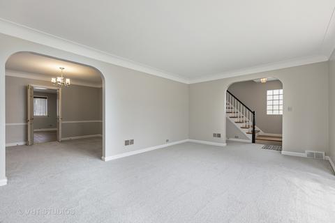 6292 N Leona Ave, Chicago, IL 60646 photo 3