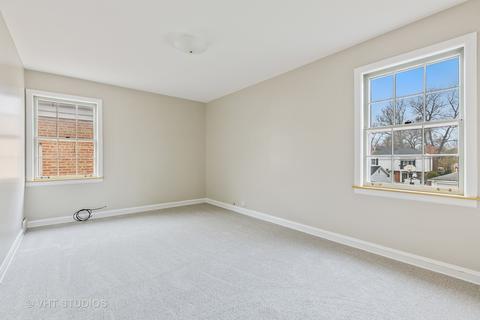 6292 N Leona Ave, Chicago, IL 60646 photo 8