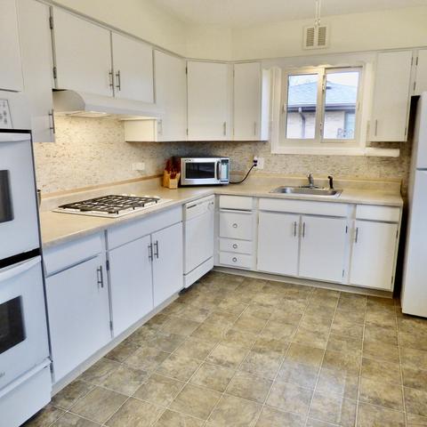 416 E Hilton Ave, Addison, IL 60101 photo 5