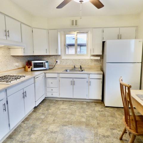 416 E Hilton Ave, Addison, IL 60101 photo 6