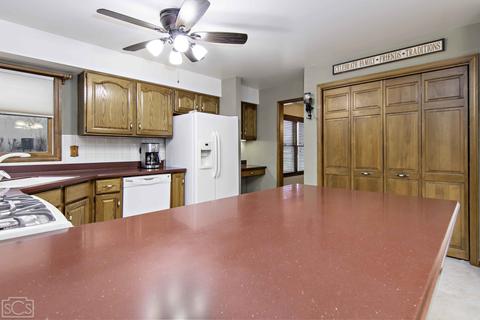 155 White Feather Ln, Gilberts, IL 60136 photo 12