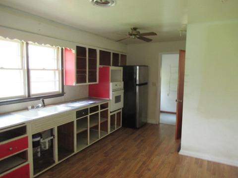 317 Bayard St, Paris, IL 61944 photo 4