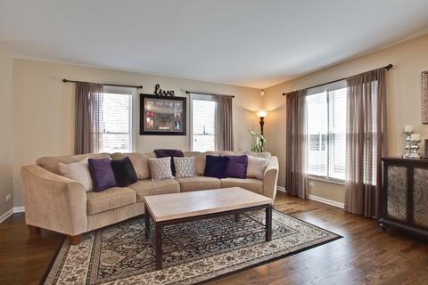 5550 Mallard Ln, Hoffman Estates, IL 60192 photo 4