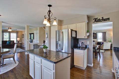 5550 Mallard Ln, Hoffman Estates, IL 60192 photo 10