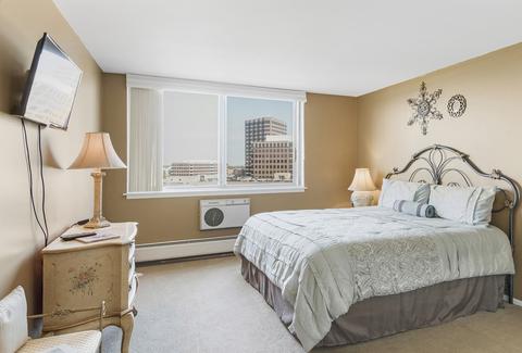 40 N Tower Rd #8E, Oak Brook, IL 60523 photo 10