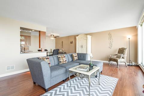 40 N Tower Rd #8E, Oak Brook, IL 60523 photo 3