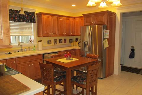 126 E Peru St, Princeton, IL 61356 photo 12