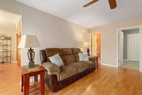 1416 Creekside Ct, Elgin, IL 60123 photo 14