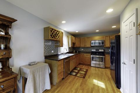 10314 Kendall Ave, Algonquin, IL 60102 photo 17