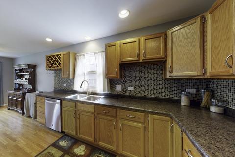 10314 Kendall Ave, Algonquin, IL 60102 photo 21