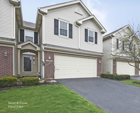 2303 Sandy Creek Dr, Algonquin, IL 60102 photo 1