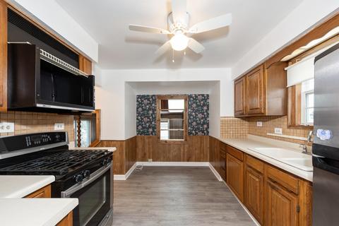 6521 W Ebinger Dr, Niles, IL 60714 photo 5