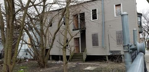 6401 S Eberhart Ave, Chicago, IL 60637 photo 3