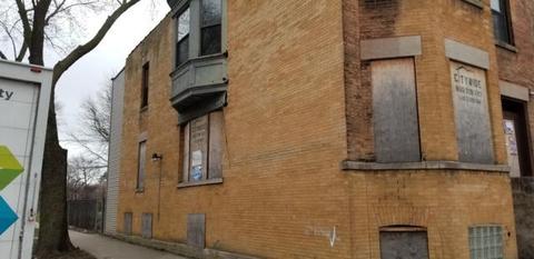 6401 S Eberhart Ave, Chicago, IL 60637 photo 2
