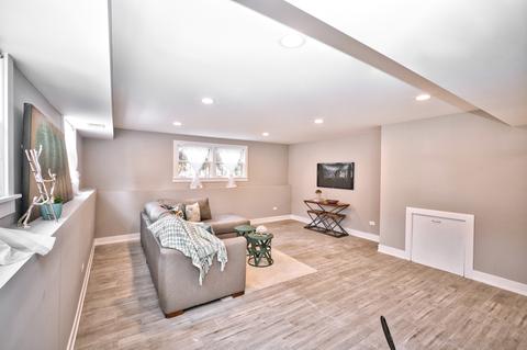 808 S William St, Mount Prospect, IL 60056 photo 34